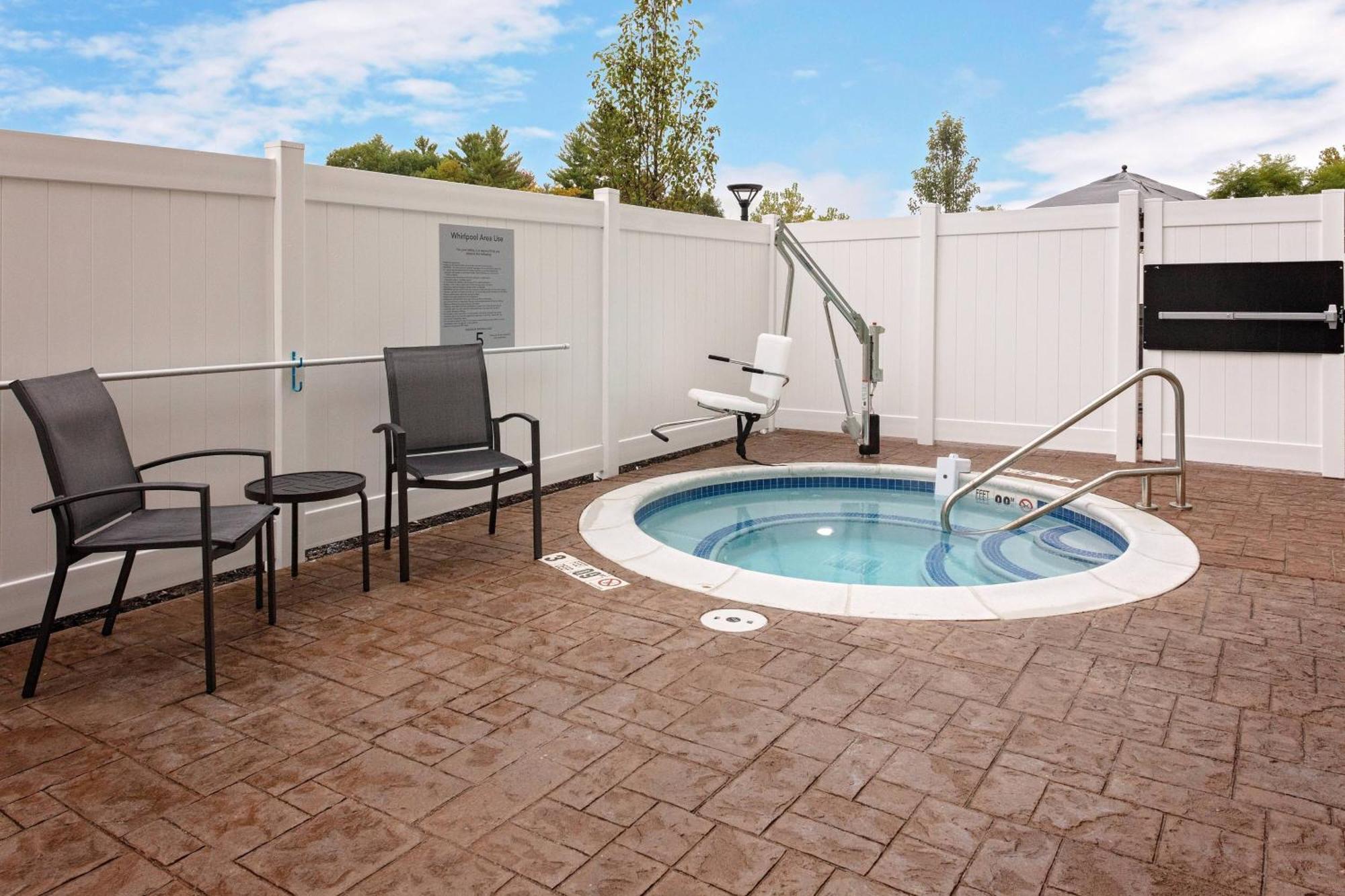 Fairfield Inn & Suites By Marriott Queensbury Glens Falls/Lake George Dış mekan fotoğraf